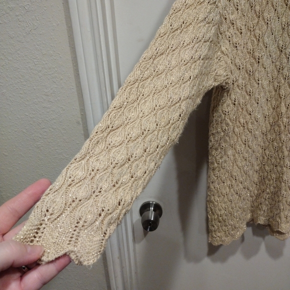 Avon Style Vintage Gold Sparkle Pointelle Knit Sweater Sz M/L Grandmacore Fairy - Picture 6 of 7